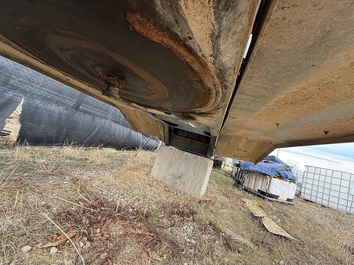 Used 2006 FRUEHAUF PNEUMATIC DRY BULK T/A CEMENT TRAILER