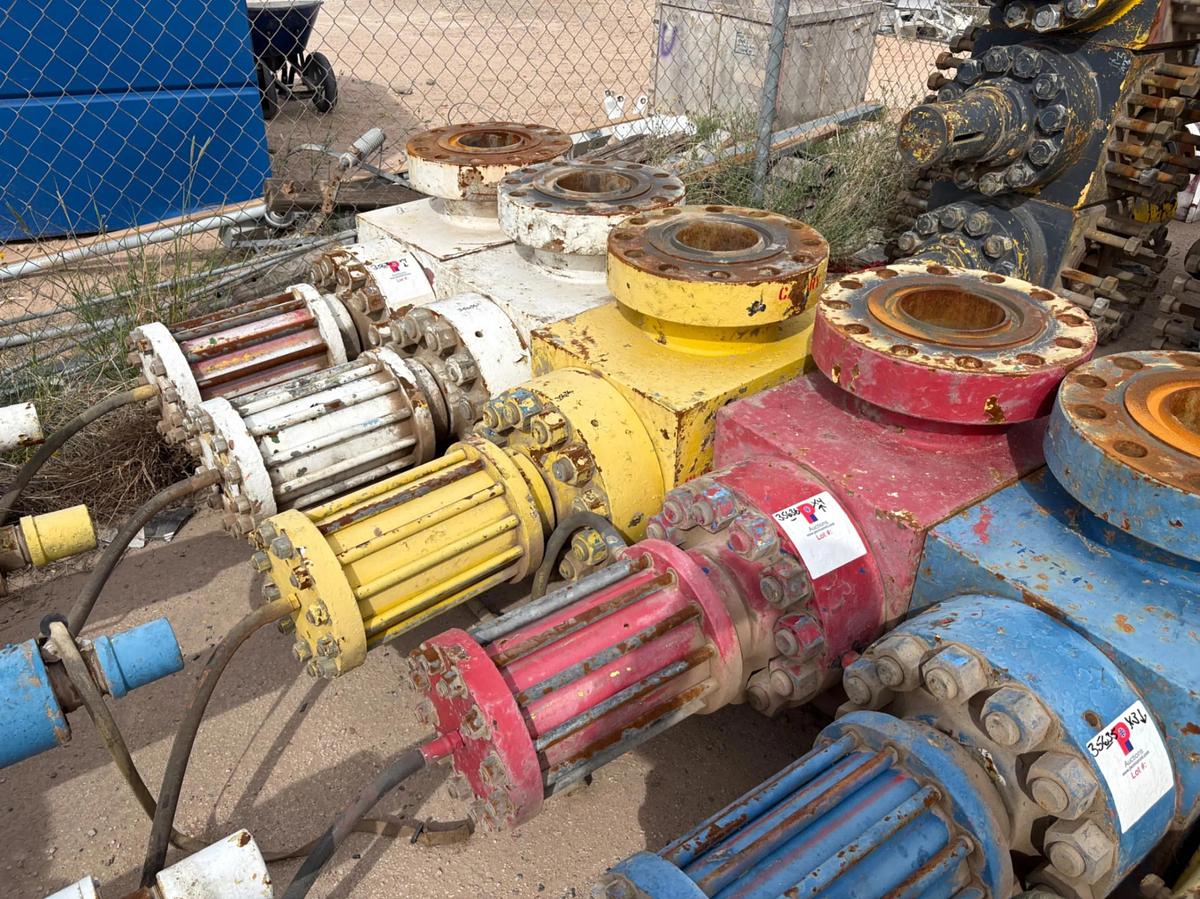 Used (4x$) (4) 7-1/16” 10k hydraulic frac valves