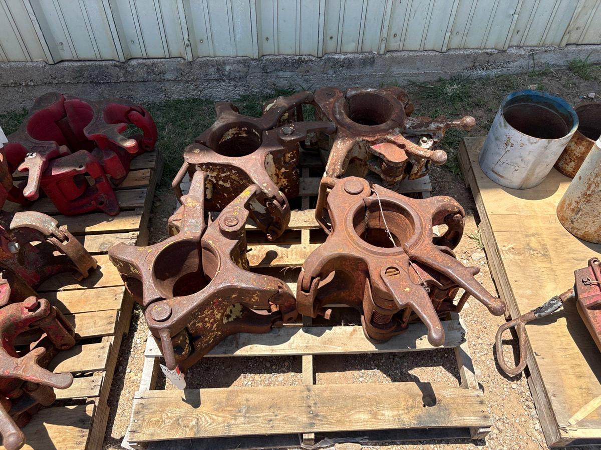 Used (4x$) assorted 150-ton DP elevators