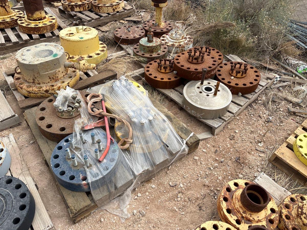 Used (10 pallets) assorted weco flanges, single stud adapters, & landing flanges