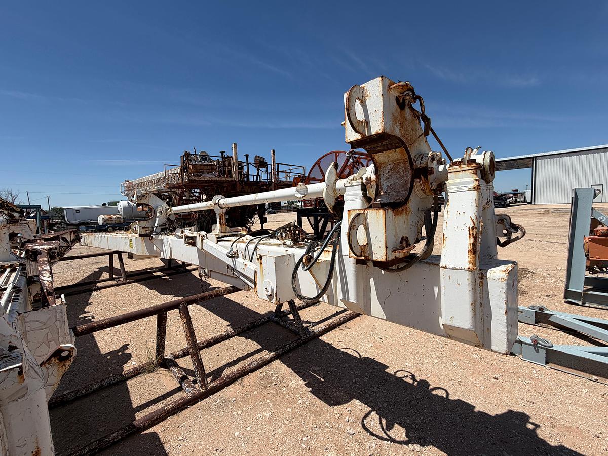 Used (2) Super Single Pipe Handler Arms F Drilling Rig