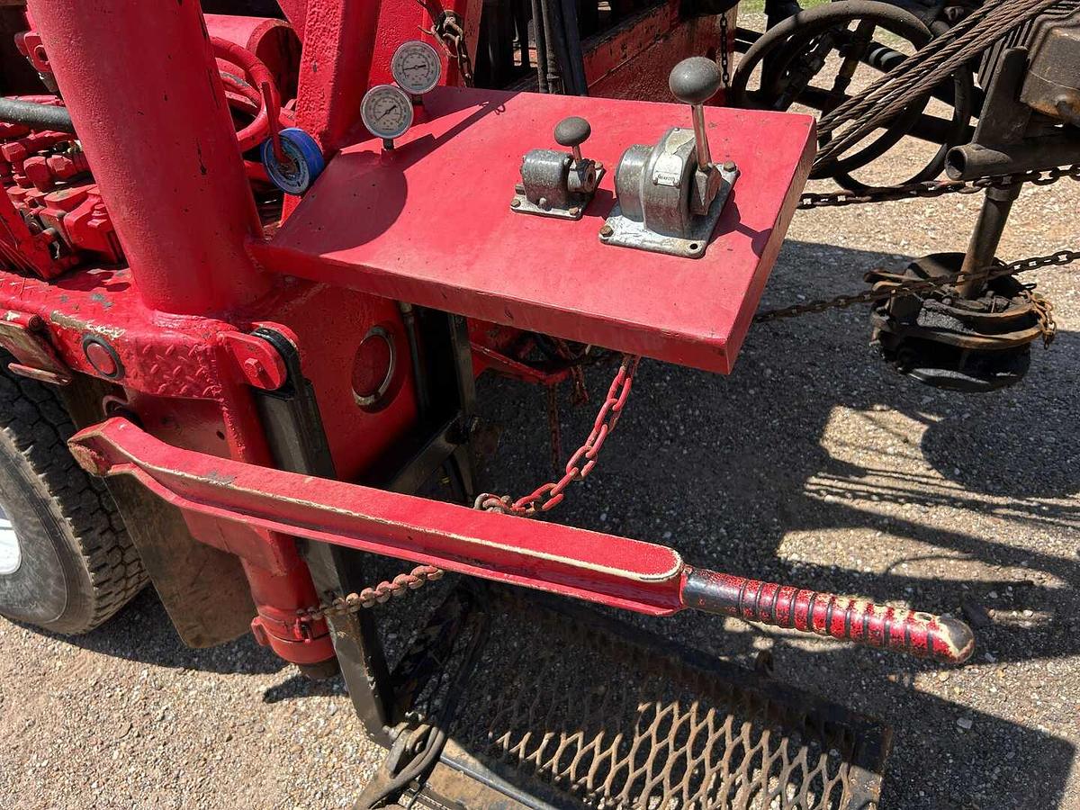 Used FRANKS 658 DD 67'-65,000 13-5/8" X 11" SINGLE POLE WELL SERVICE WORKOVER RIG