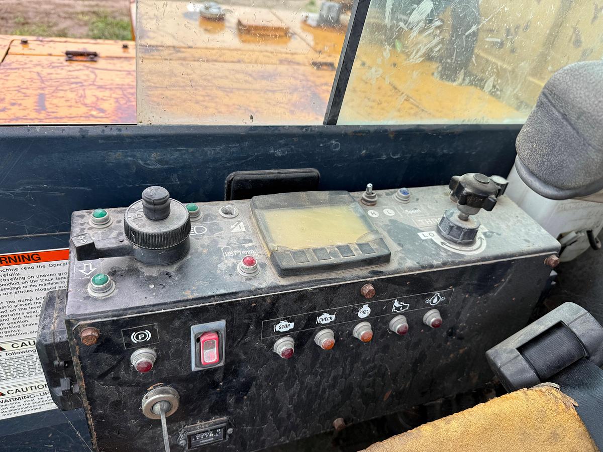 Used 2012 MOROOKA MVT-800VD RUBBER TRACK CRAWLER CARRIER