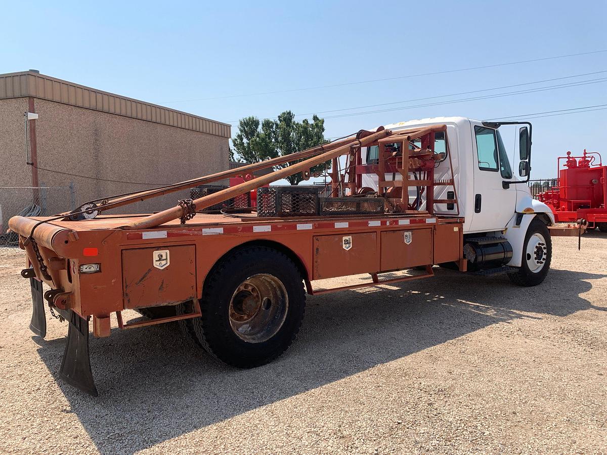 Used 2007 INTERNATIONAL DURASTAR 4300 ROUSTABOUT TRUCK