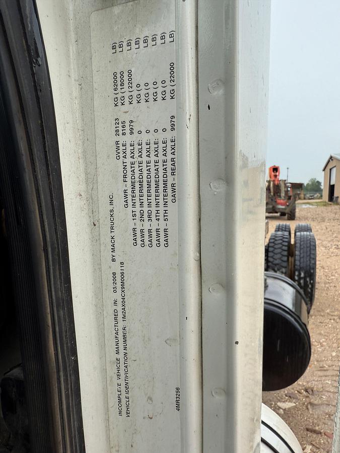 Used 2009 MACK GRANITE GU713 T/A CAB & CHASSIS (INOPERABLE)