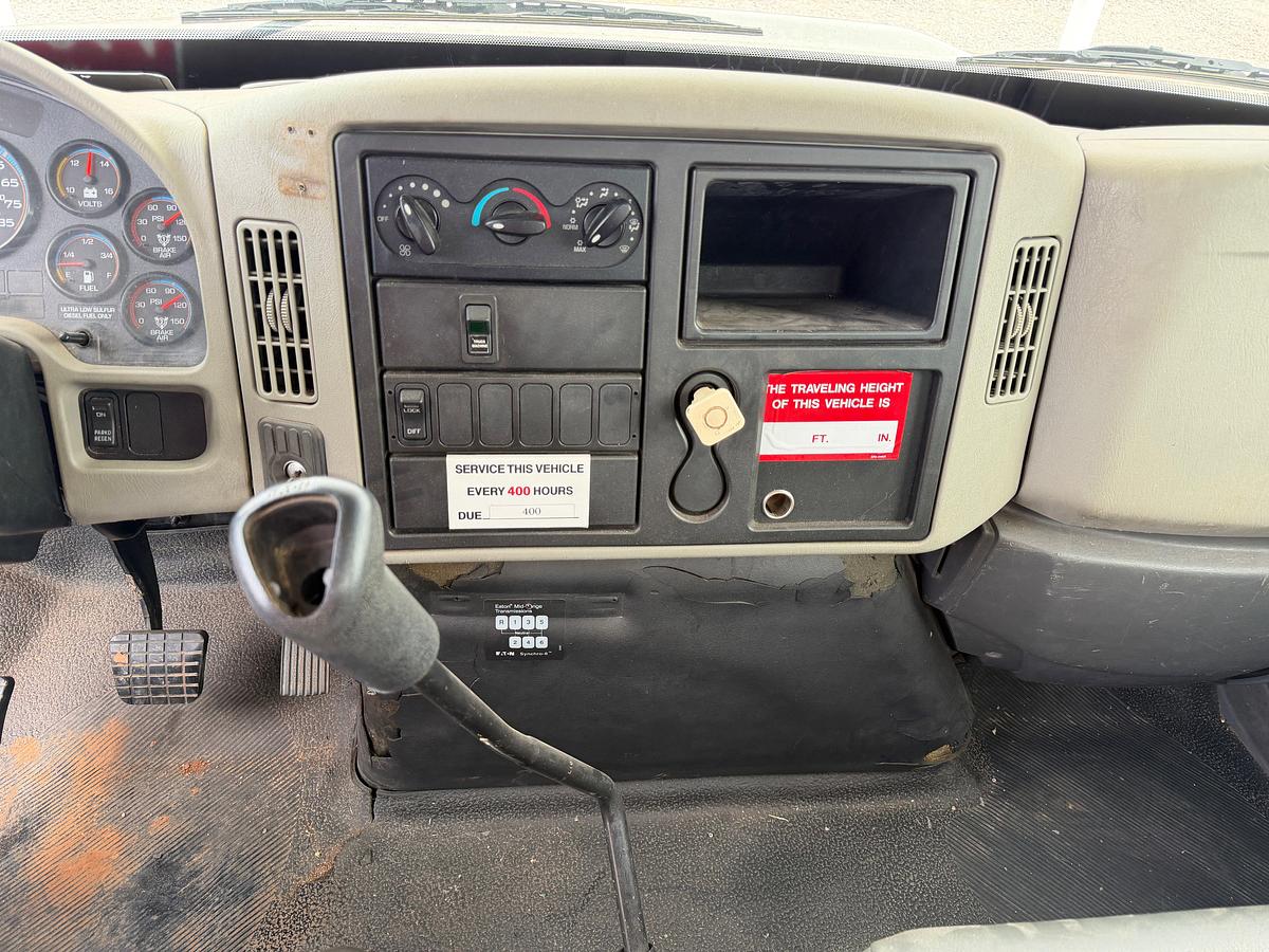 Used 2012 TEREX COMMMANDER C4045 DIGGER DERRICK TRUCK