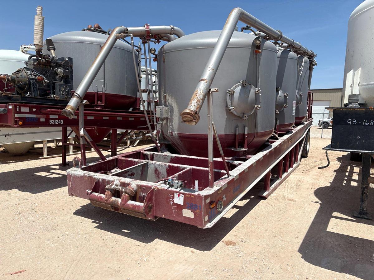 Used 4-pod s/a  dry bulk tank trailer