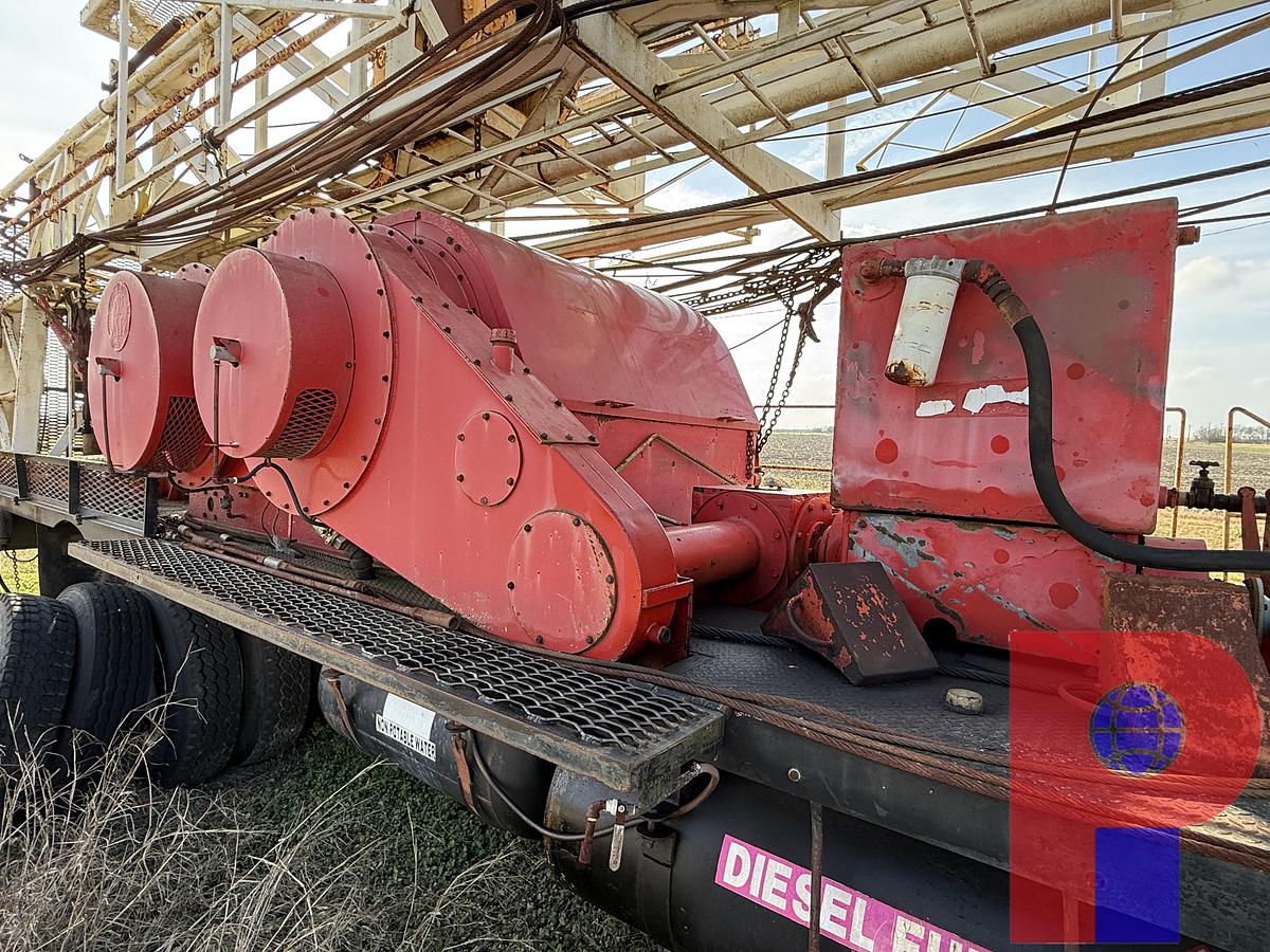 Used 1979 MOLLER 300 DD 96'-180K 4-AXLE WELL SERVICE WORKOVER RIG