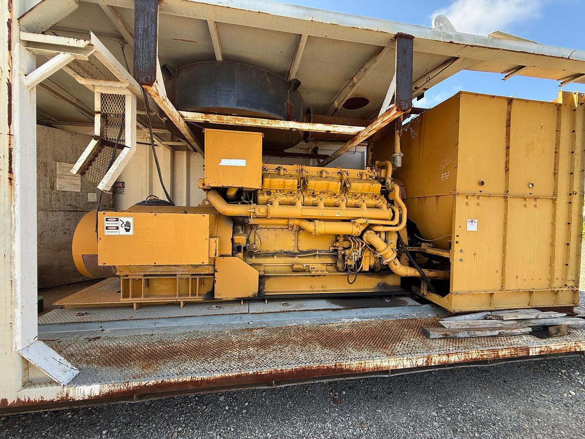 Used KATO 800-KW 347/600-VOLT GENERATOR SET P/B CATERPILLAR D379 ENGINE, SKIDDED