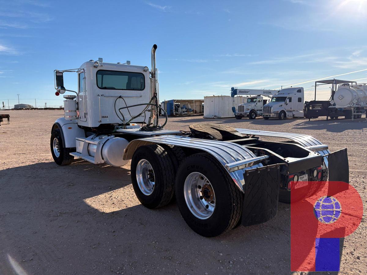Used 2017 PETERBILT 367 T/A DAYCAB HAUL TRUCK