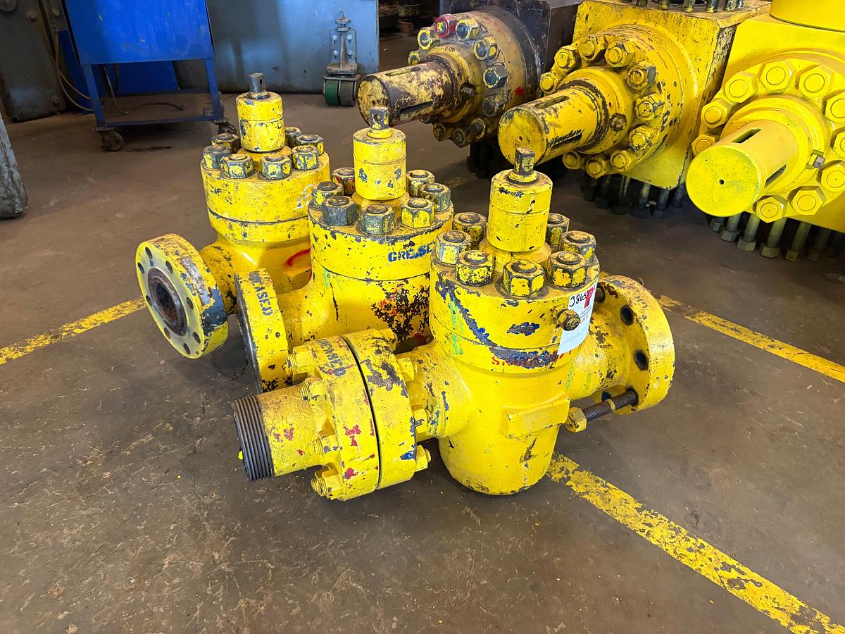Used (3x$) 4-1/16” 5K gate valves