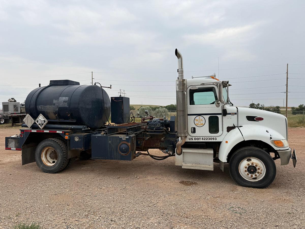 Used 2008 PETERBILT 335 S/A 1,500 GALLON CHEMICAL TREATER TRUCK