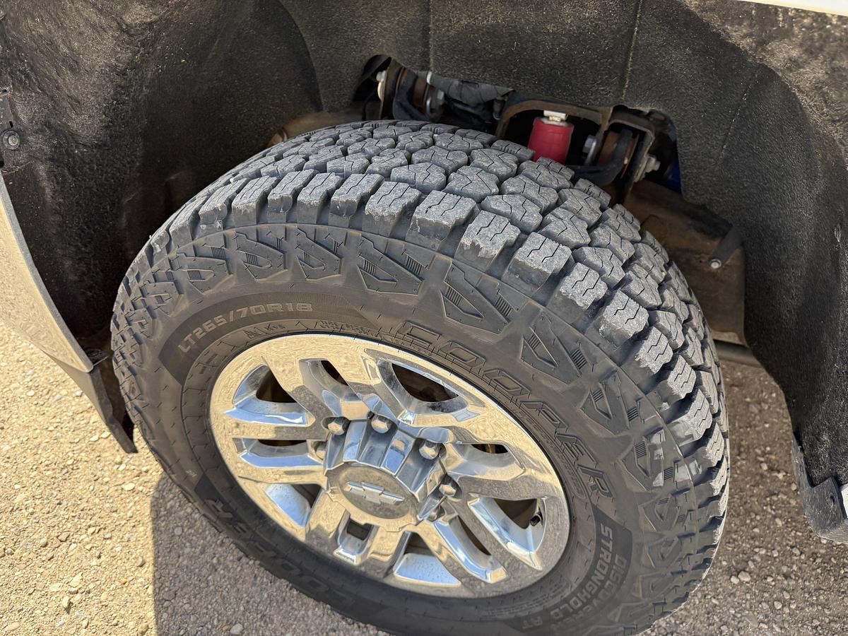 Used 2017 CHEVROLET  SILVERADO 2500HD Z71 4WD CREW CAB PICKUP TRUCK