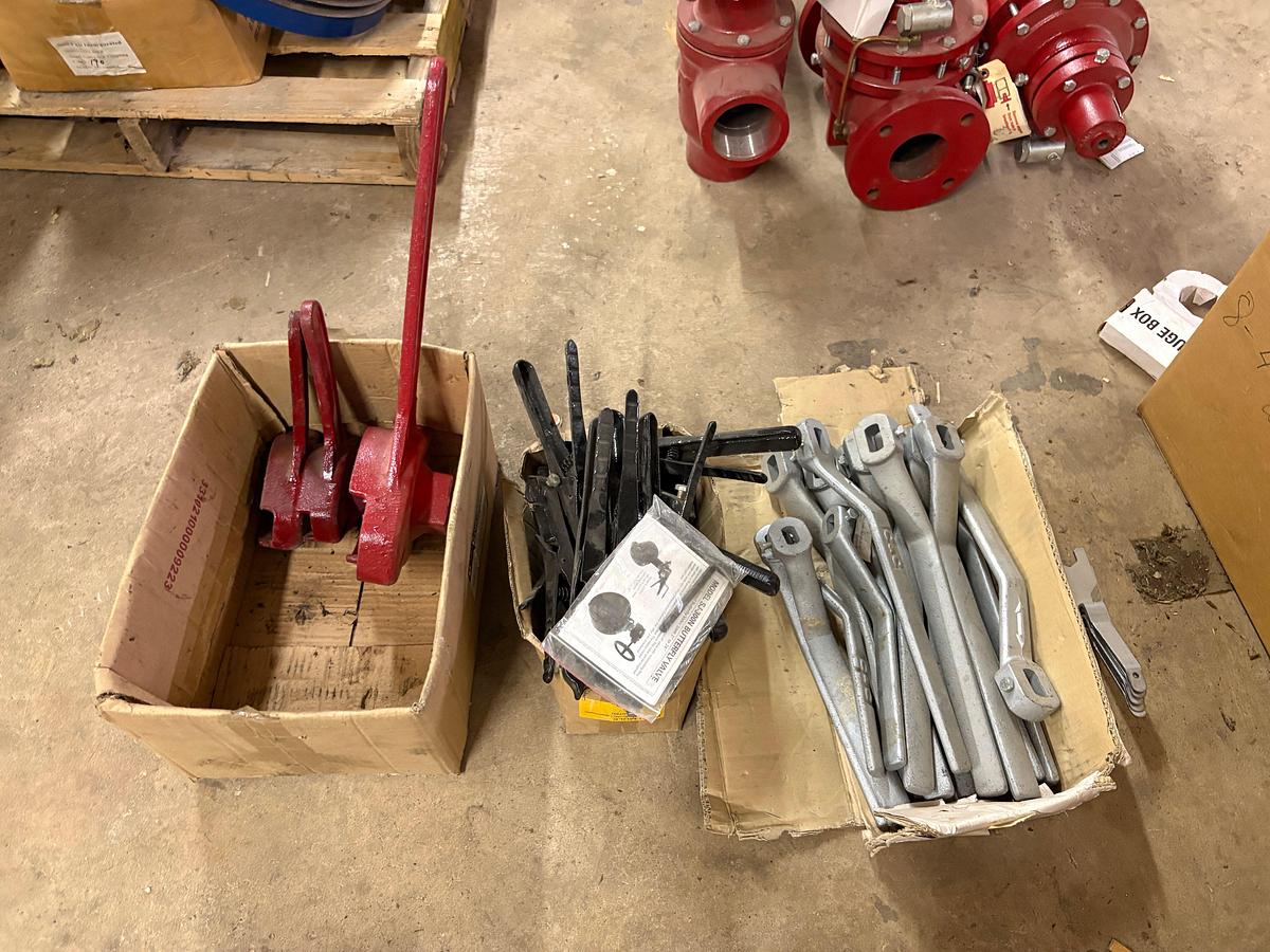 Used (3) boxes of unused 4” PVC “Y” fittings & assorted butterfly/ball valve handles