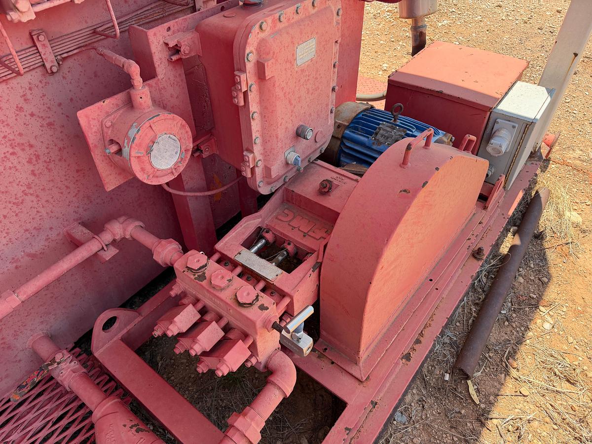Used Valcon 5 Station Accumulator