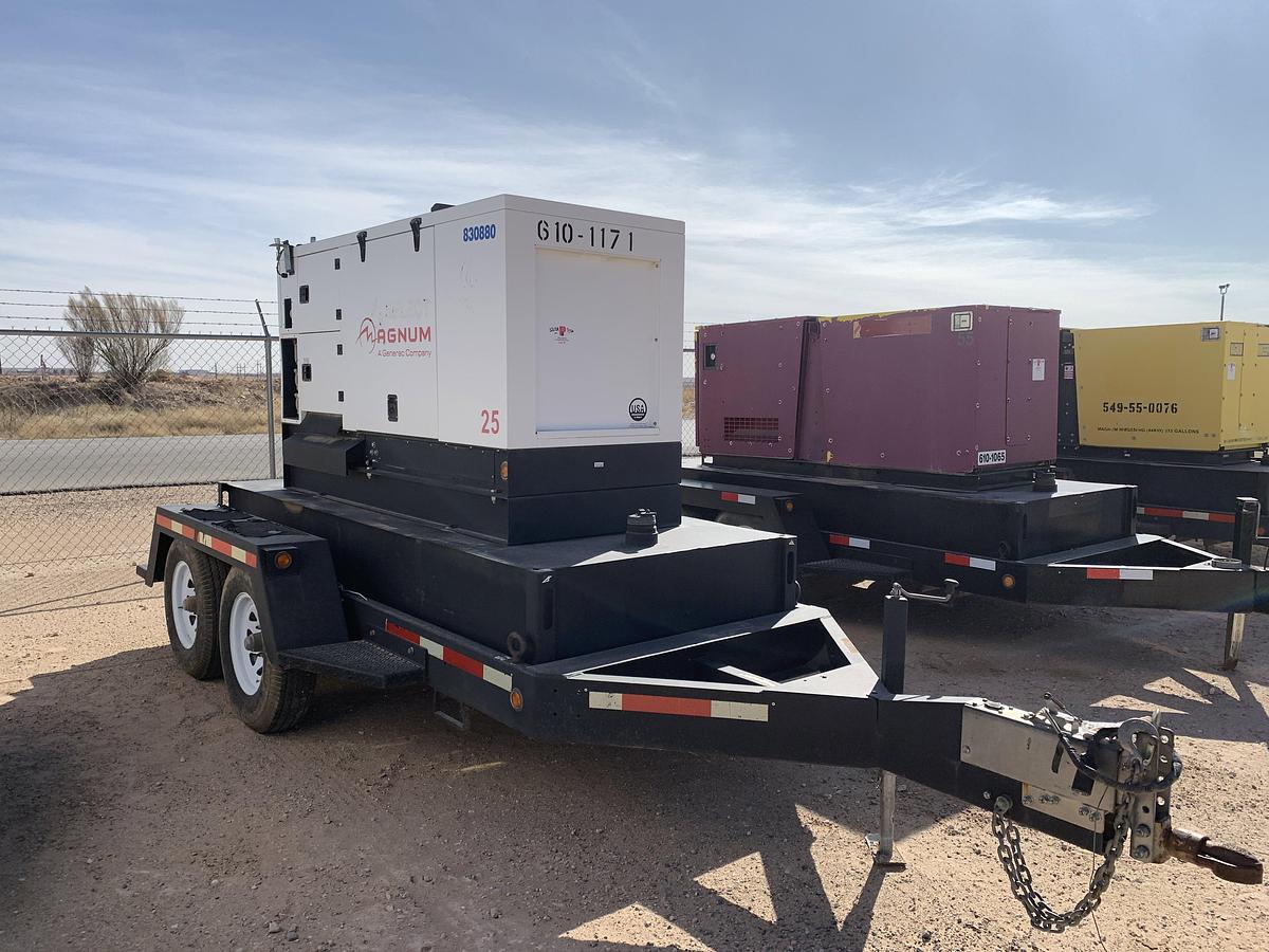 Used 2015 MAGNUM TRAILERS MMG251F4 T/A BUMPER PULL 22KW GENERATOR