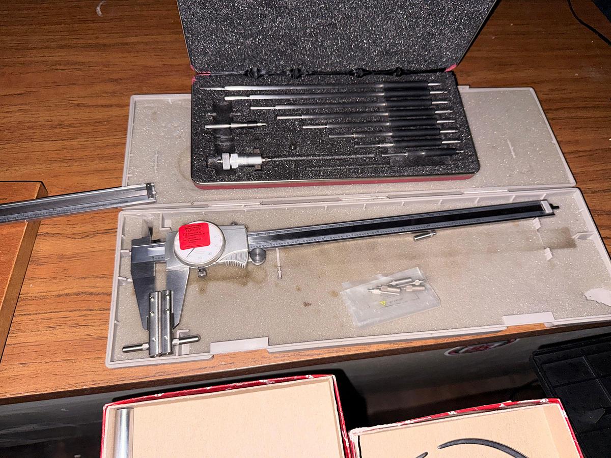 Used SECTION OF (6+) OD MICROMETERS , (7+) DEPTH GAUGES, GAUGE BLOCKS & ARMS, (4) DRAWER ROLLING TOOLBOX