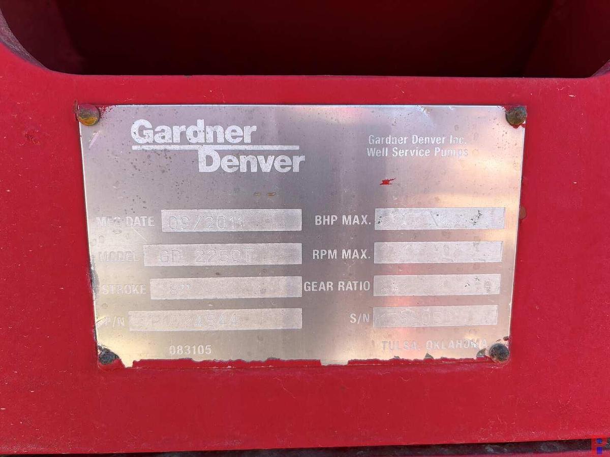 Used 2011 BLACKSTONE TRAILER MFG 3-AXLE FRAC PUMP TRAILER