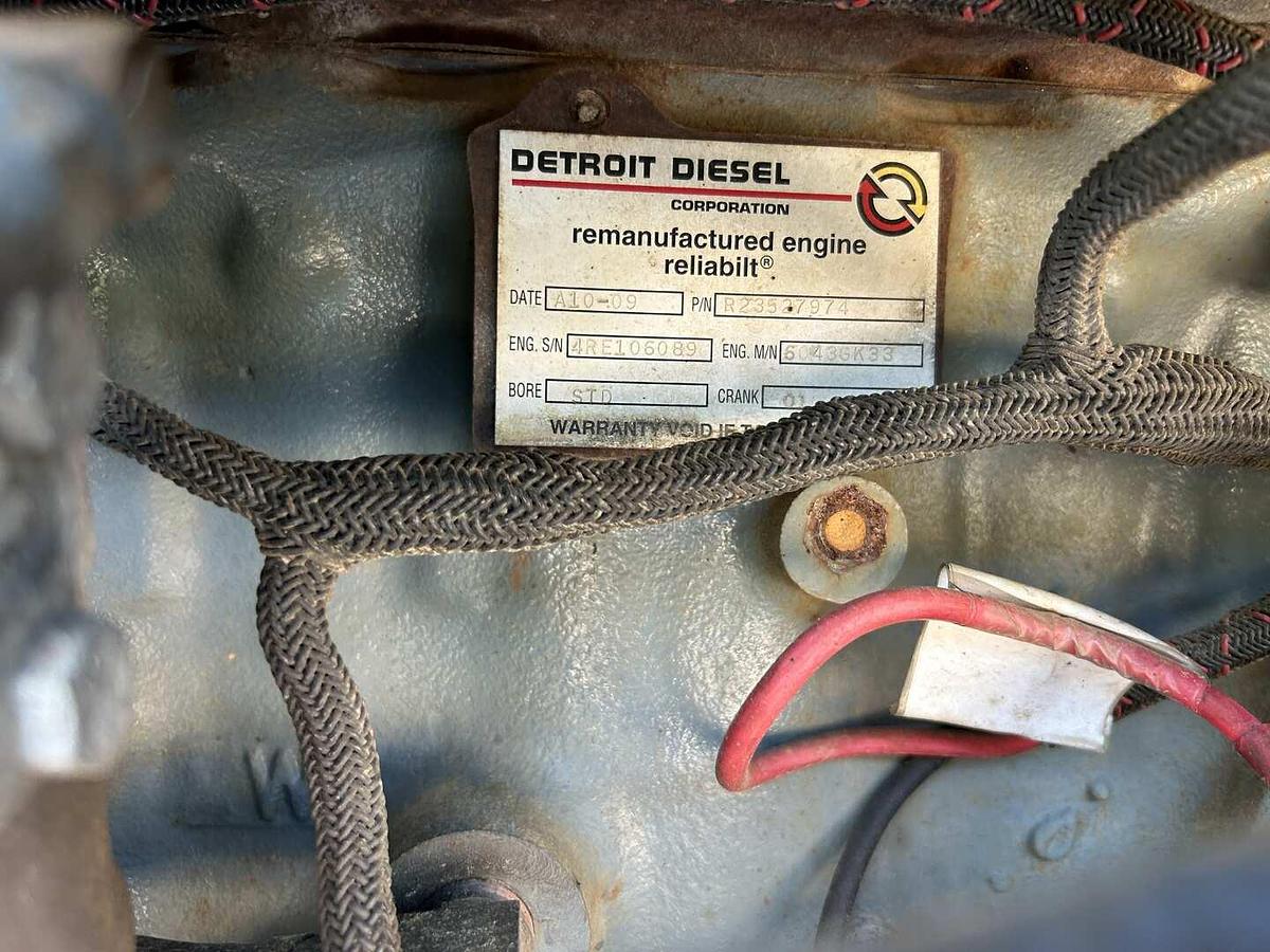 Used COOPER 250 DD (REPOWERED) 96'-180K 4-AXLE WELL SERIVCE WORKOVER RIG