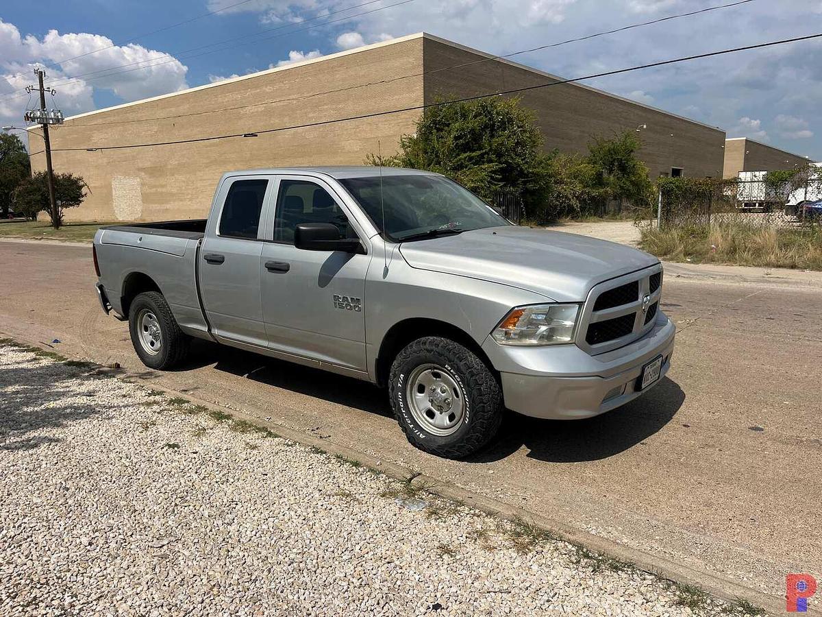 Used 2013 RAM 1500 4X4 CREW CAB PICKUP
