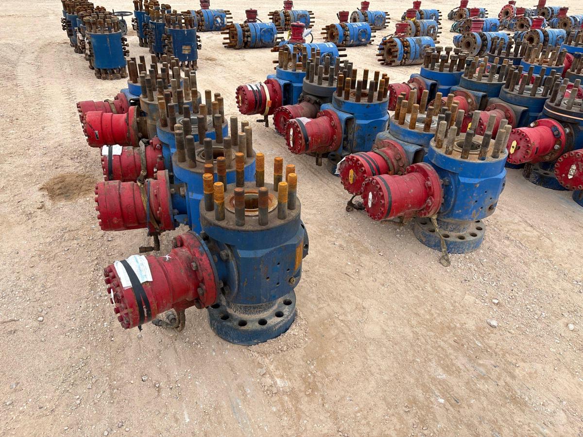 Used (10x$) 5” 15k hydraulic ball valves