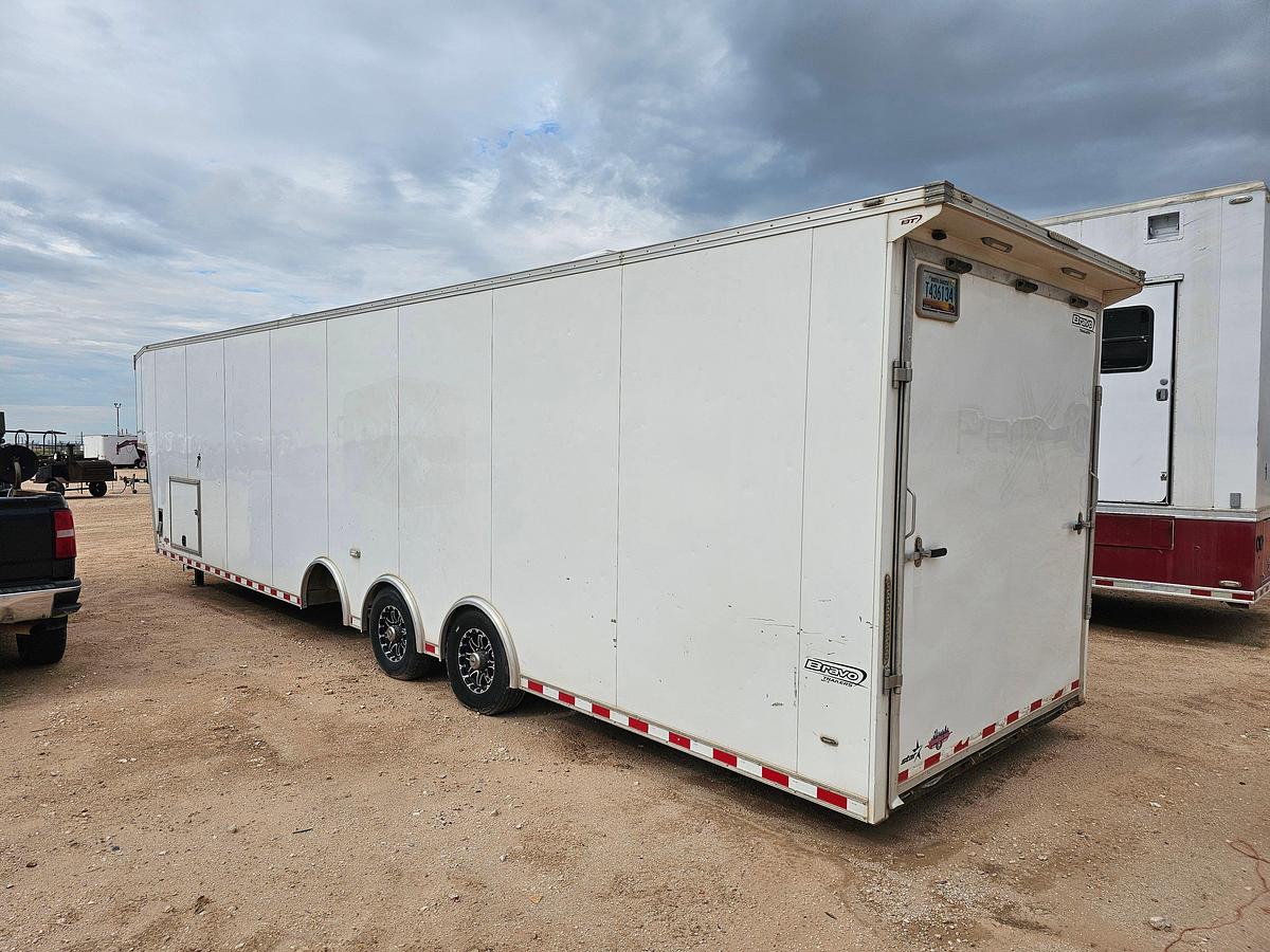 Used 2020 BRAVO TRAILERS 40’ X 102” 3-AXLE ENCLOSED GOOSENECK TRAILER