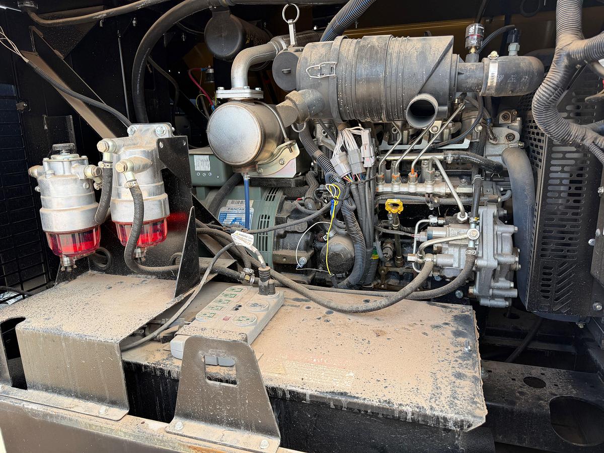 Used 2024 Allmand Maxi-Lite LED Light Tower Combo Trailer