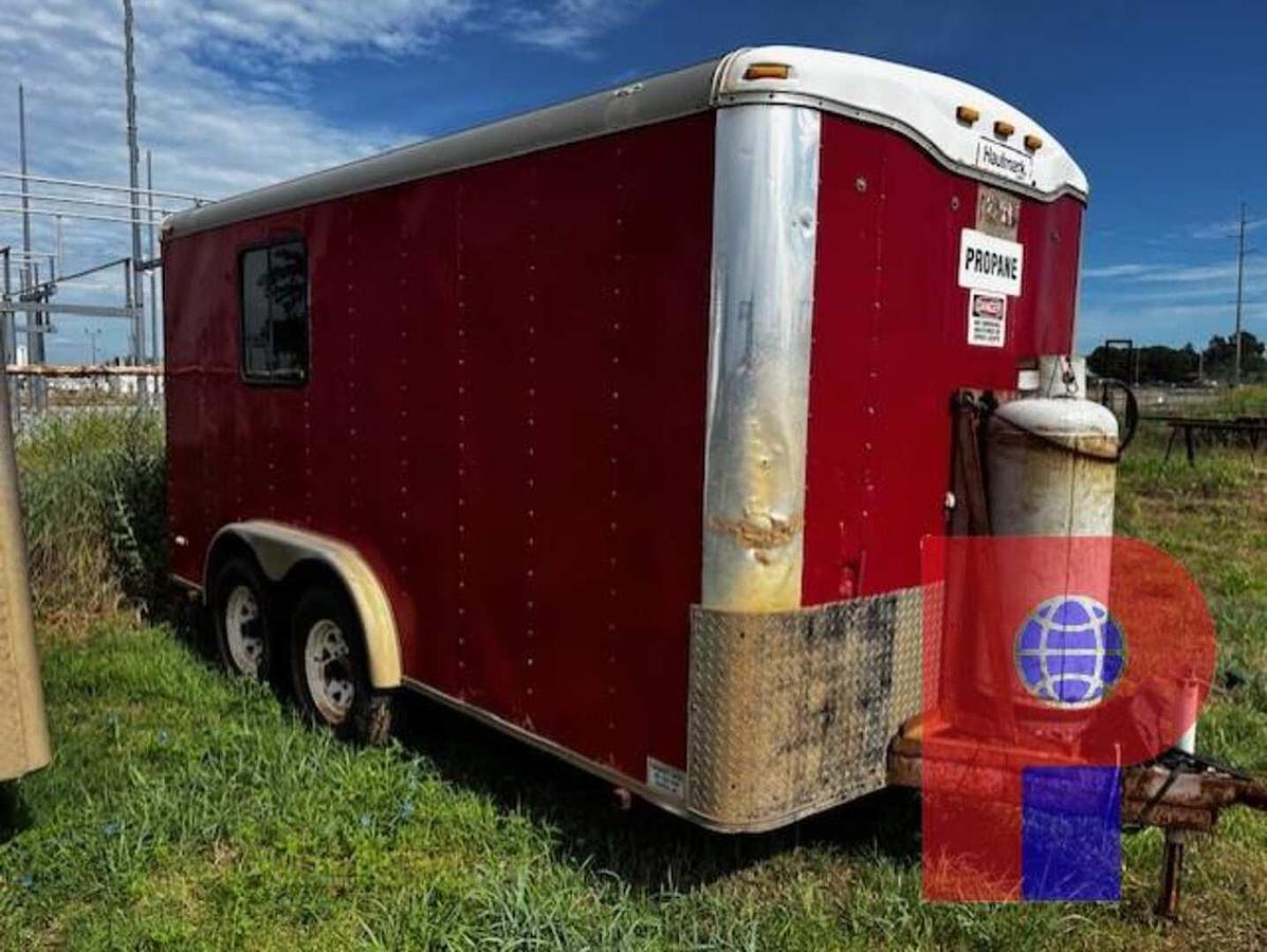 Used 2004 Haulmark 15' T/A Crew Trailer