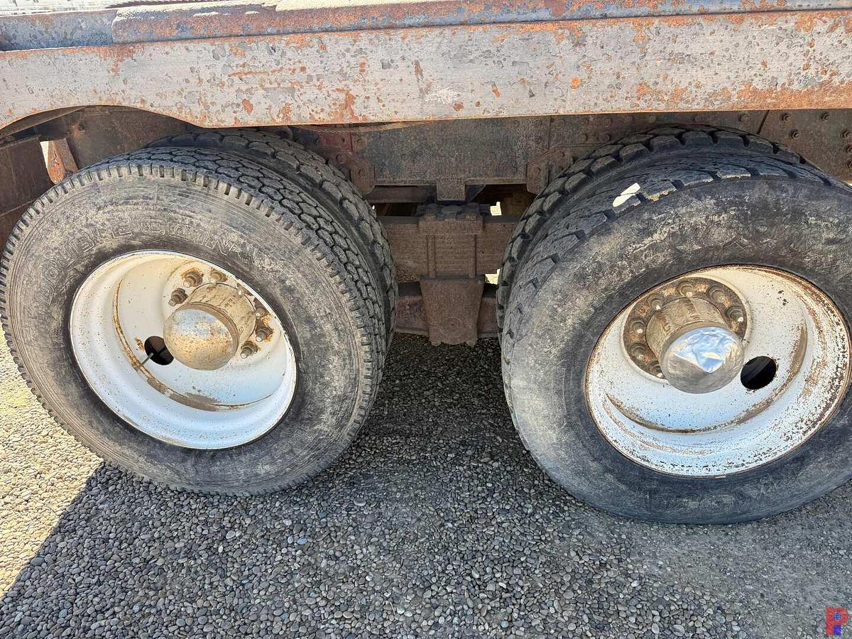 Used 1981 AUTOCAR T/A 30 TON GIN POLE WINCH TRUCK