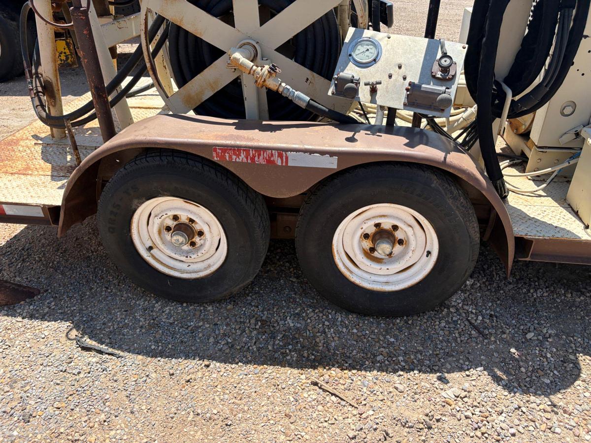 Used Logan 2.0 power swivel mtd on T/A bumper pull trailer