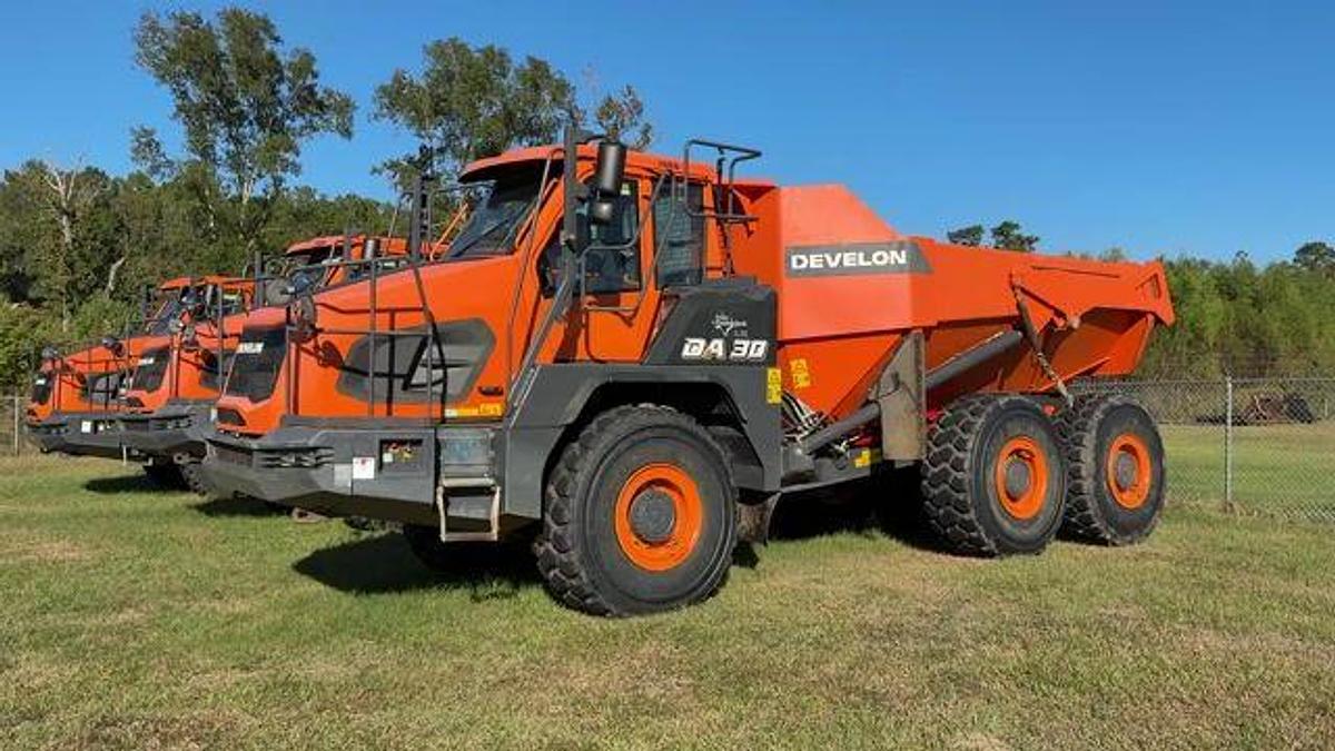 Used 2023 DEVELON DA30-5 ARTICULATED DUMP TRUCK** WARRANTY TO 4/25/27 OR 5000 HRS**