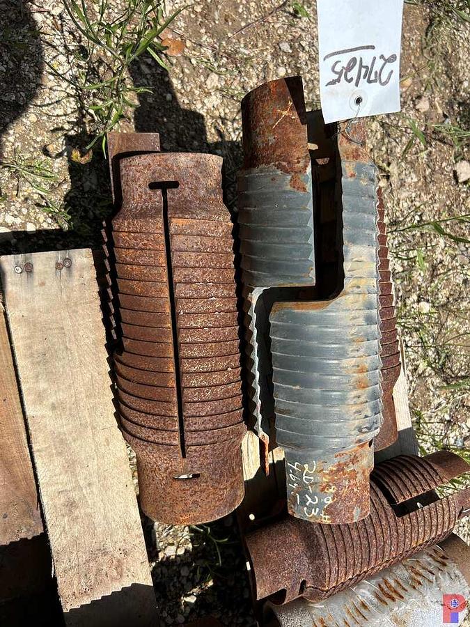 Used (3 X $) 4.695” 9682 SPEAR GRAPPLES