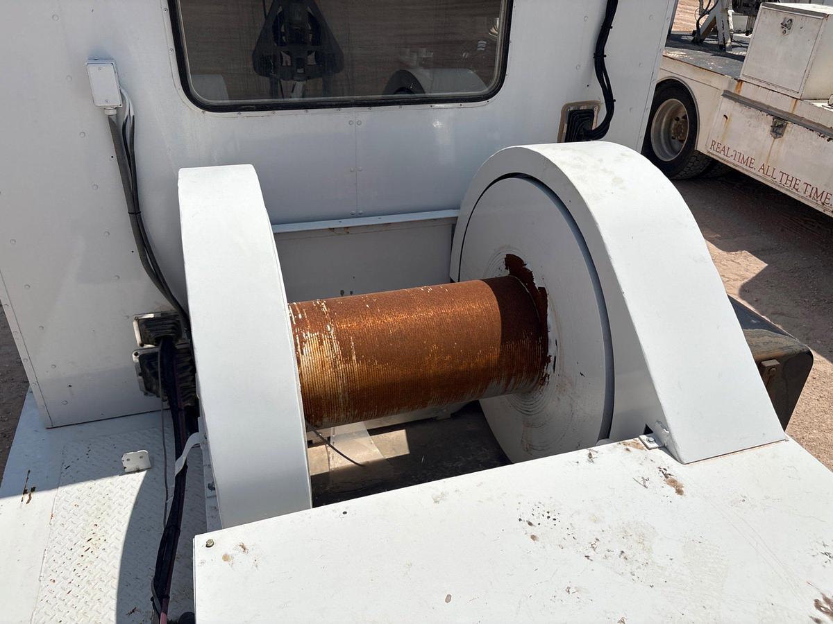 Used Self contained wireline unit, skidded