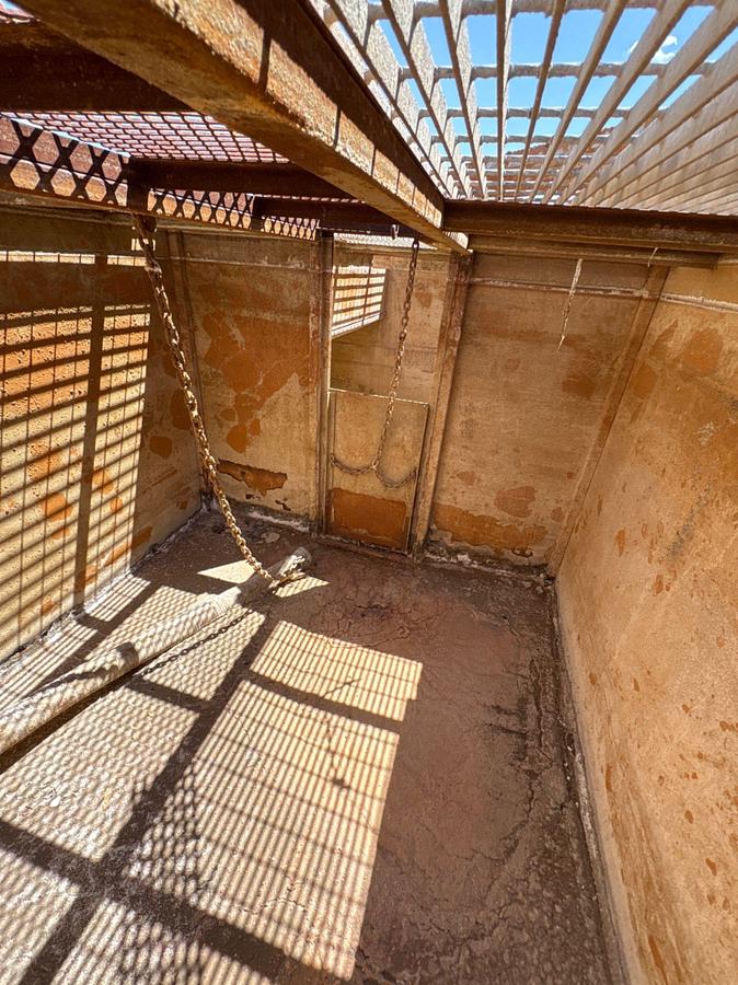 Used 16’ x 92” x 6’ open top 2-compartment tank