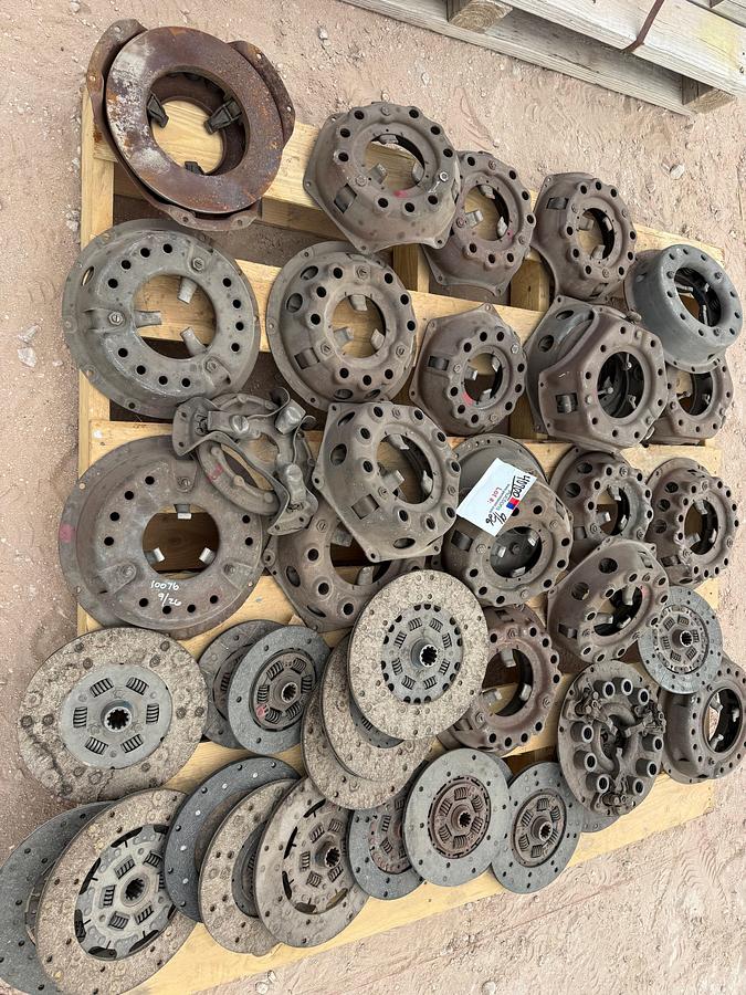 Used PALLET OF (22) PRESSURE PLATE CLUTCH ASSEMBLIES & (16) 9” & 11” CLUTCH PLATES