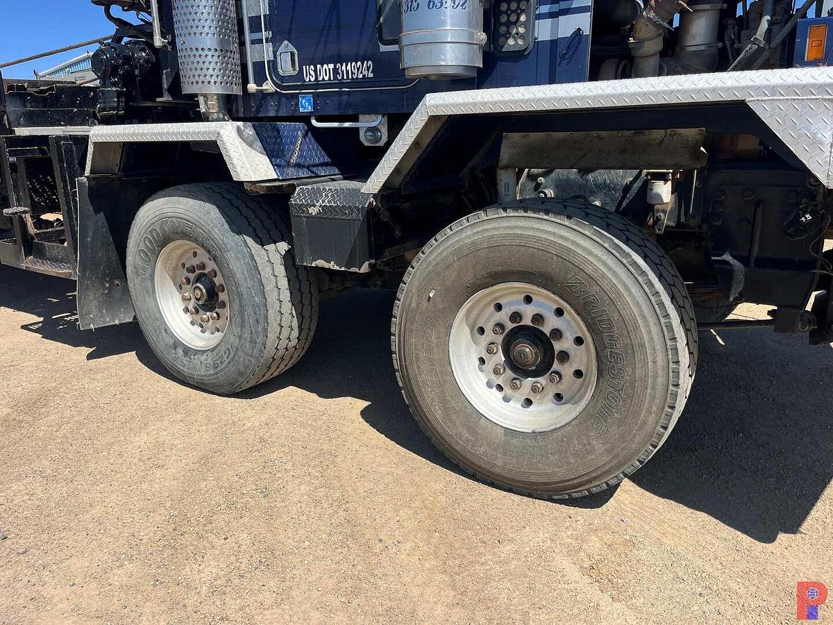Used 2001 KENWORTH C500 TANDEM STEER HYD. WINCH TRUCK