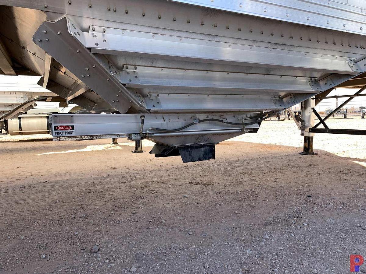 Used 2024 TIMPTE ROUGHNECK 39’ X 8’ T/A HOPPER BOTTOM SAND TRAILER