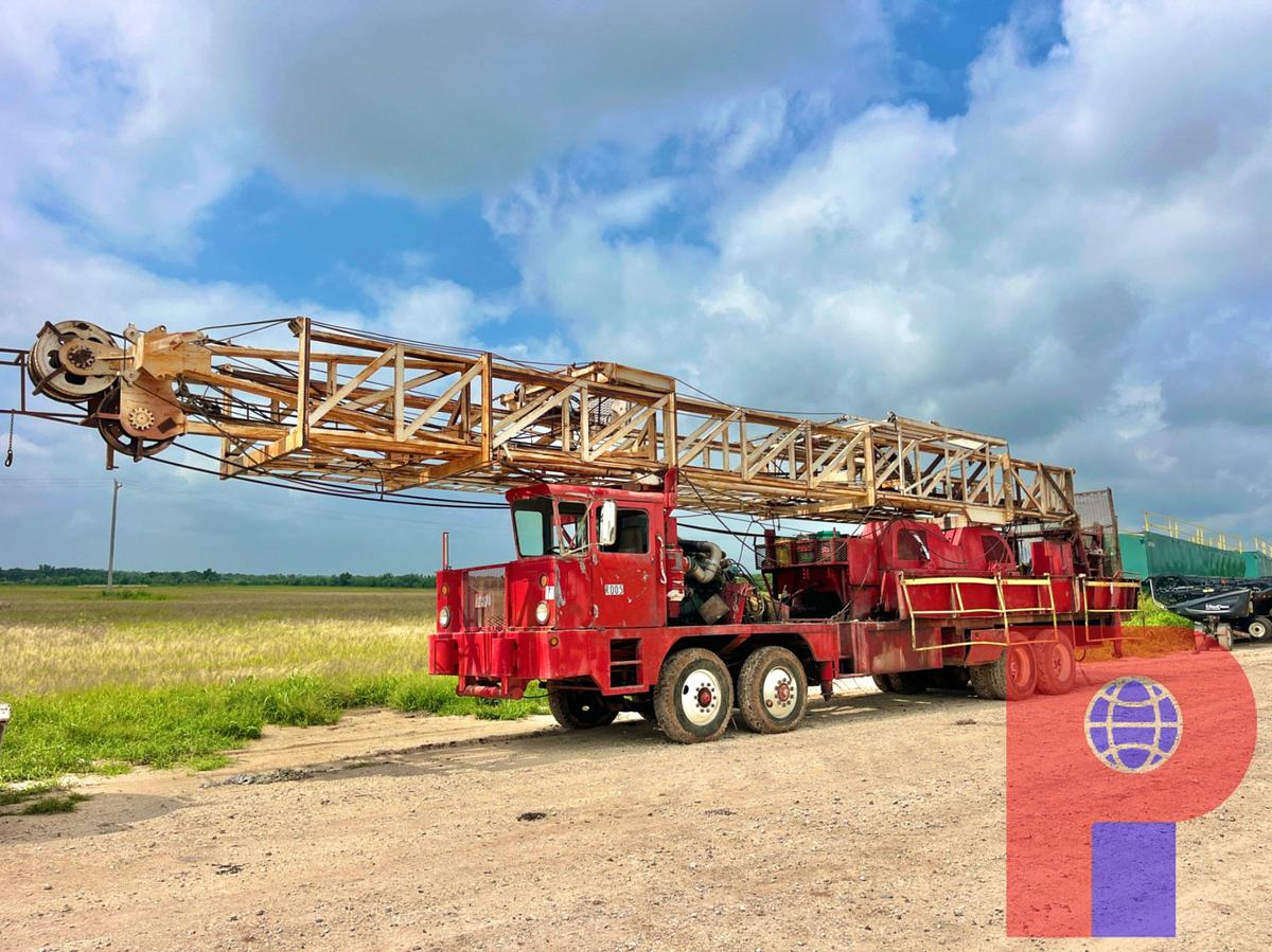 Used FRANKS 658 DD 4 AXLE WELL SERVICE WORKOVER RIG