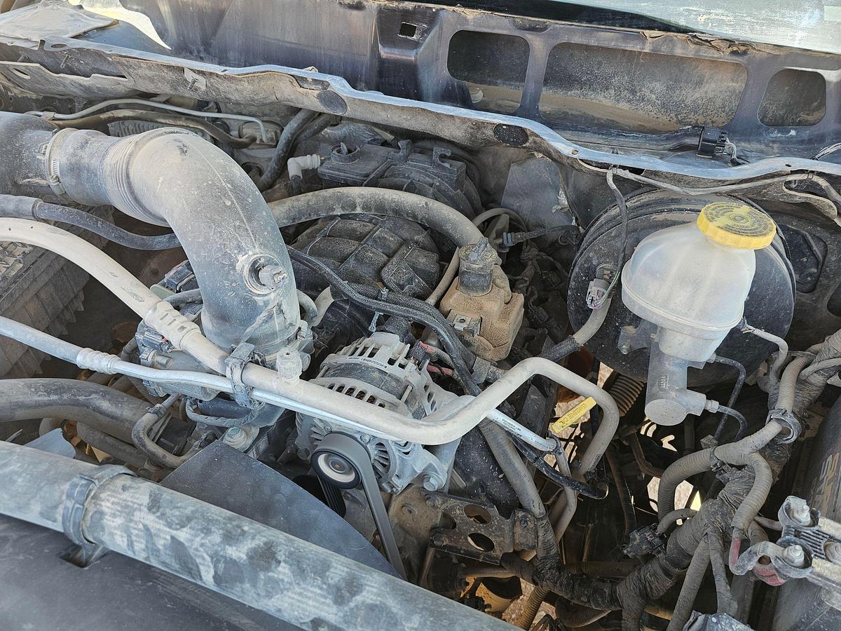 Used 2019 RAM 1500 CLASSIC CREW CAB PICKUP TRUCK