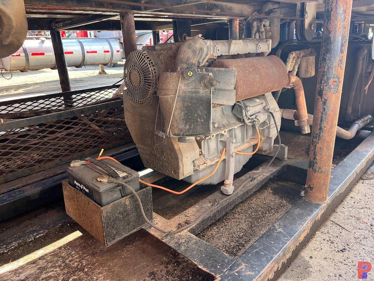 Used 40’ X 4’ HYDRAULIC SKIDDED CATWALK P/B 4-CYLINDER DIESEL ENGINE