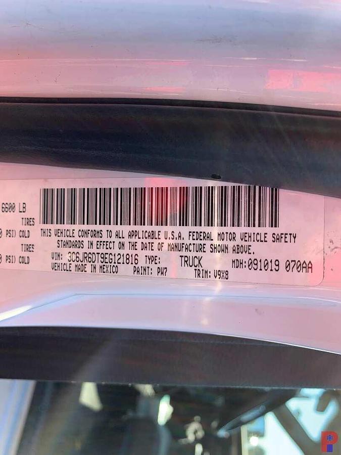 Used 2014 RAM 1500 HEMI 5.7L LB PICKUP
