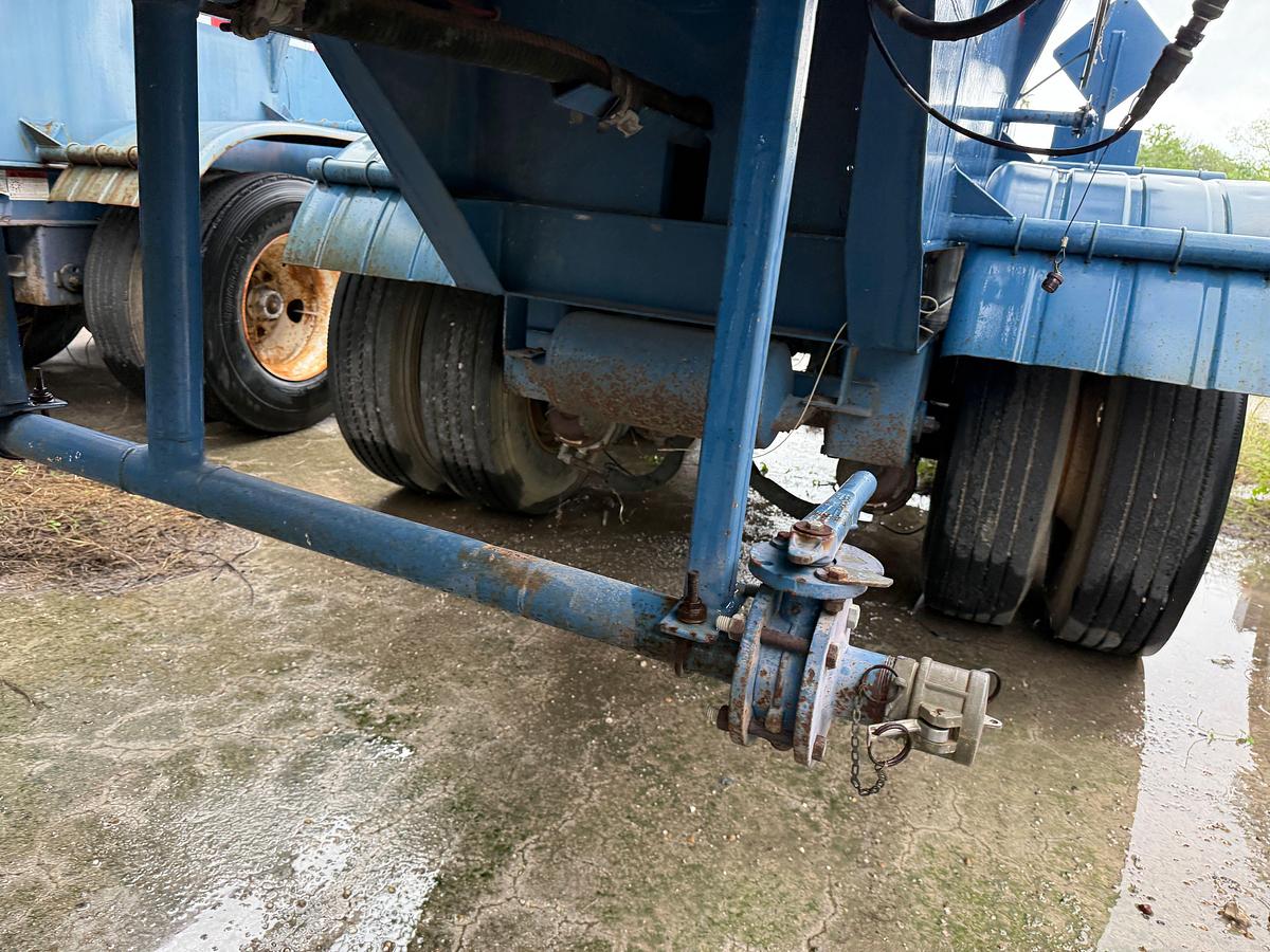 Used 2006 WORLEY WELDING WORKS 4,100 GAL 3-COMP T/A ACID TRANSPORT TRAILER