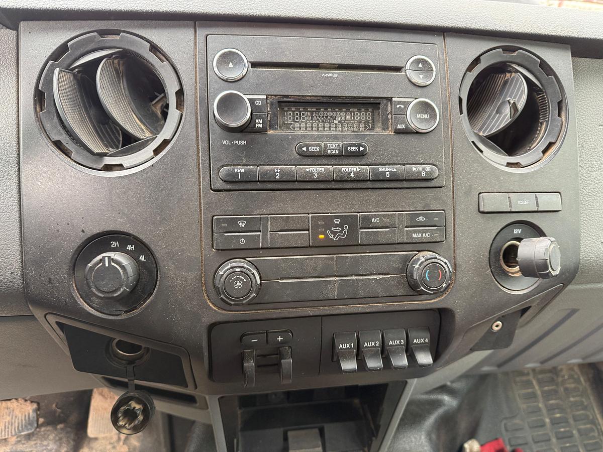 Used 2012 FORD F-350 XL 4X4 FLATBED CREW TRUCK