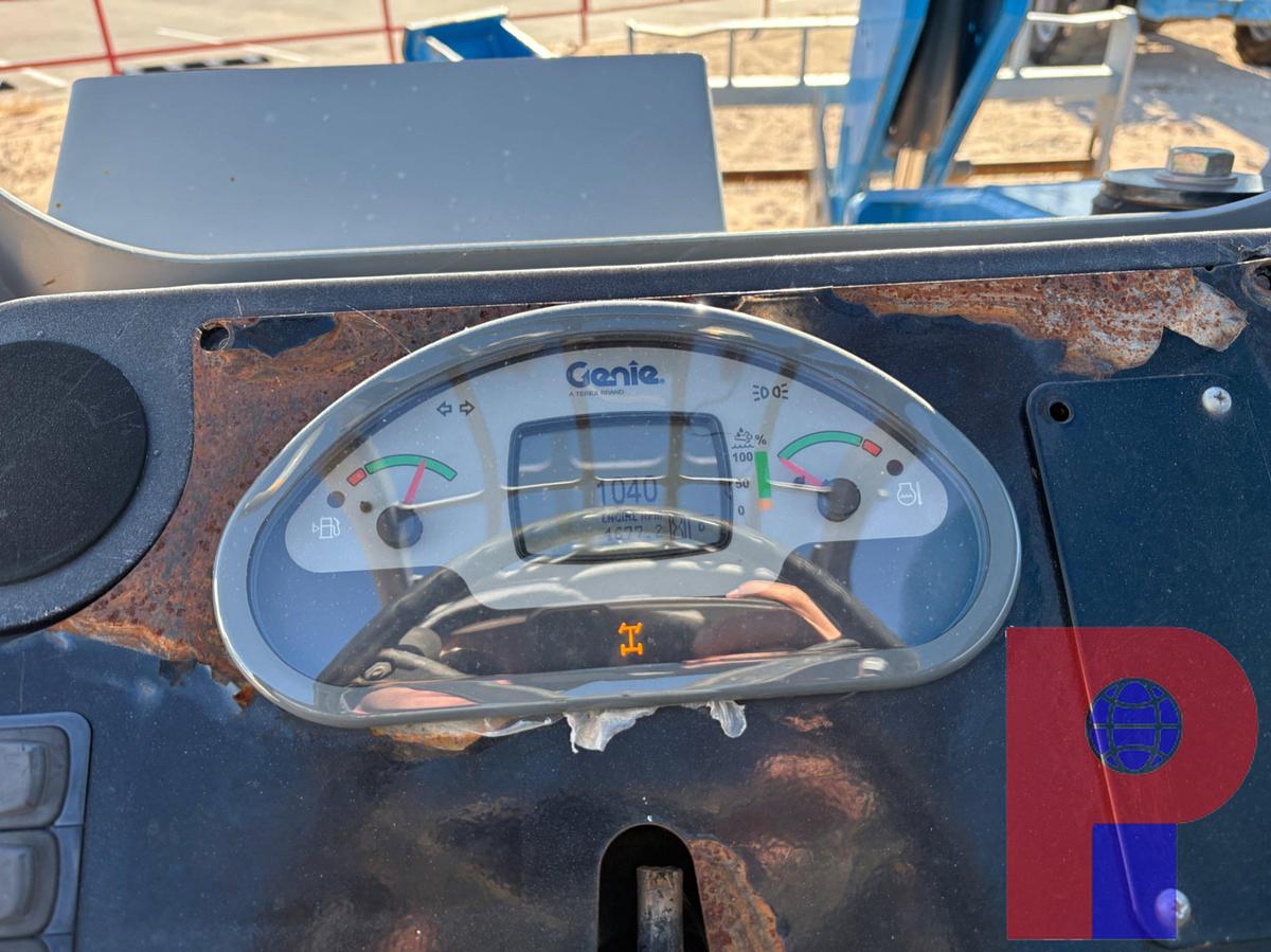 Used 2013 GENIE GTH1056 10,000LBS TELEHANDLER FORKLIFT