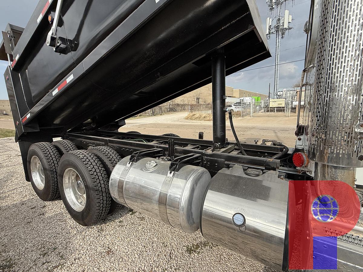 Used 2014 PETERBILT 388 T/A DUMP TRUCK