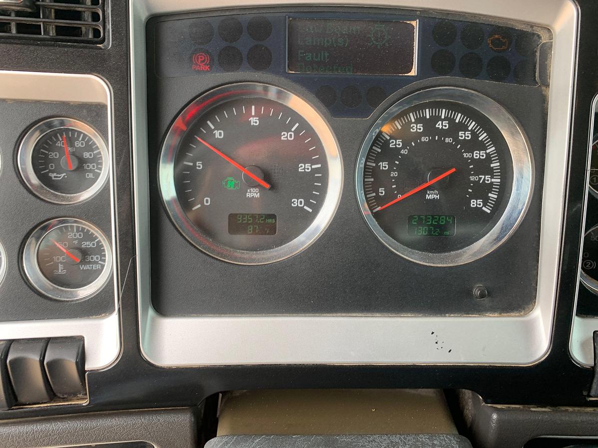 Used 2014 KENWORTH T4 SERIES T/A DAYCAB CHEMICAL TREATER TRUCK