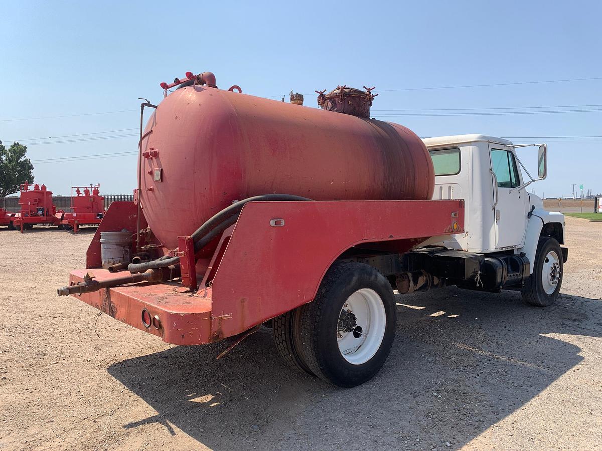 Used 1987 INTERNATIONAL 1954 S/A DAYCAB VACUUM TRUCK