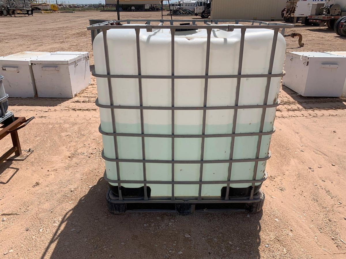 Used 300 Gal Tote w/ 175 Gal of Kleen Def Fluid