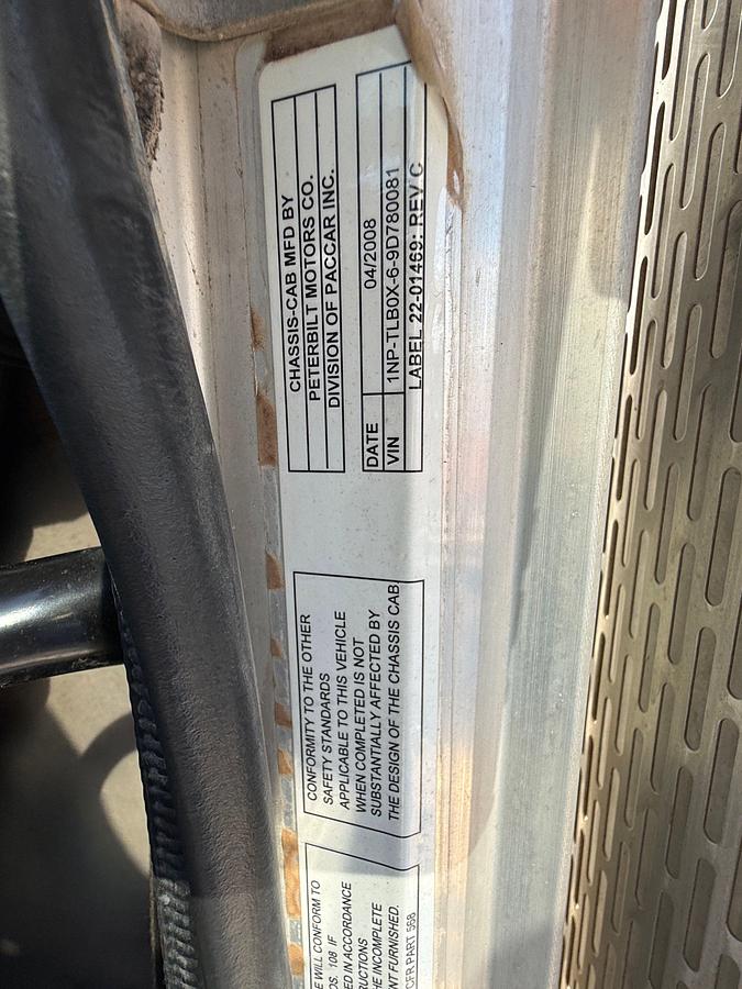 Used 2009 PETERBILT 367 T/A 65K LBS WINCH TRUCK