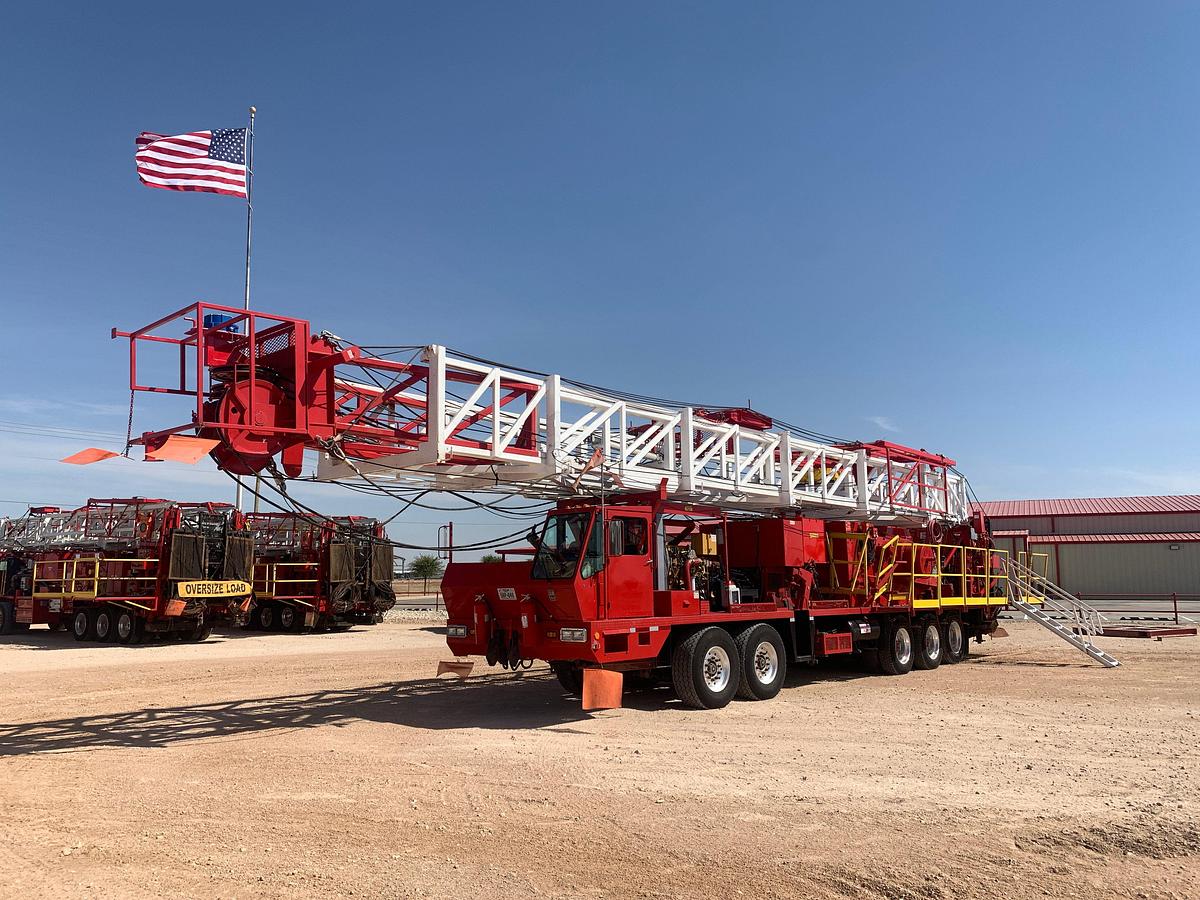 Used 2012 EAGLE 5-AXLE WELL SERVICE RIG 104'x300k MAST (2022 Cat IV, FULLY TOOLED WITH CERTIFICATION PAPERWORK, FEILD READY)